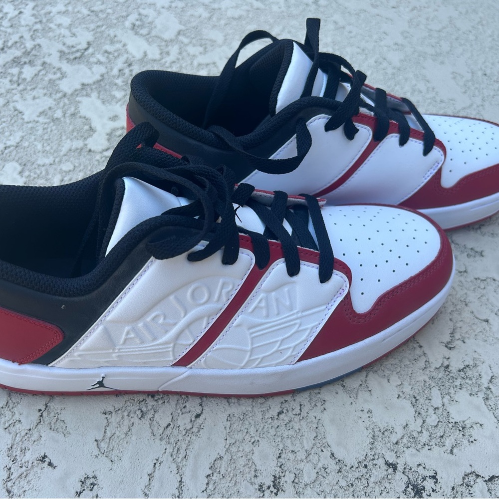 Nike Jordan Nu Retro 1 Chicago sneakers